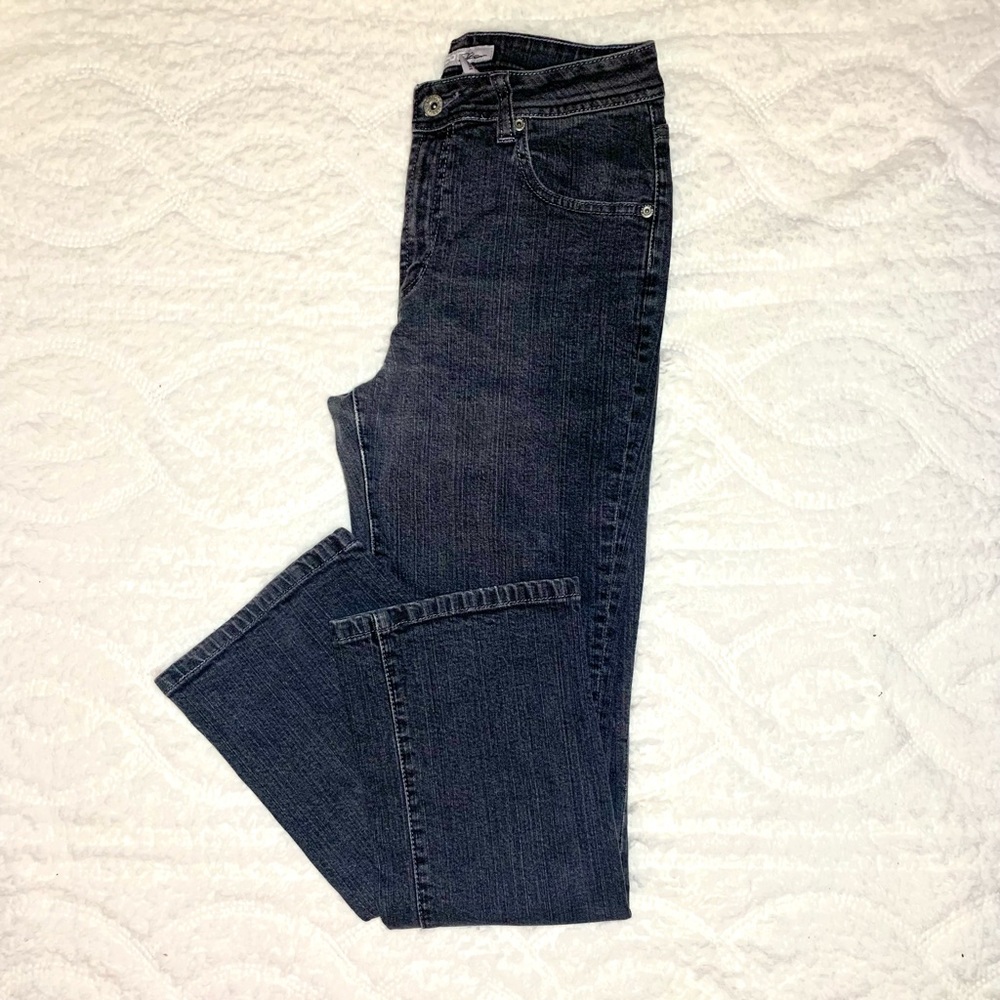 Chico’s Platinum facet straight  short Jeans SIZE 0